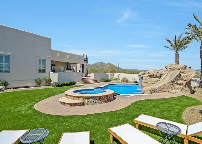 Luxury Estate, Sleeps 24, Sonoran By Homestakes