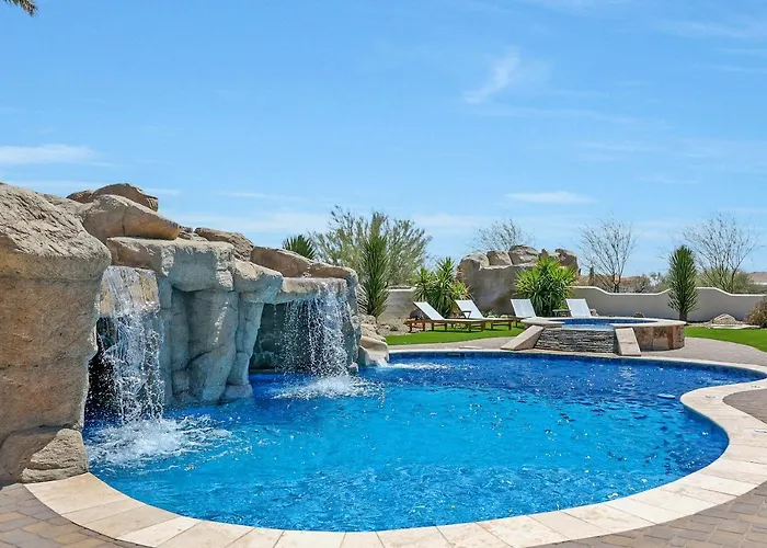 Villa Luxury Estate, Sleeps 24, Sonoran By Homestakes *
