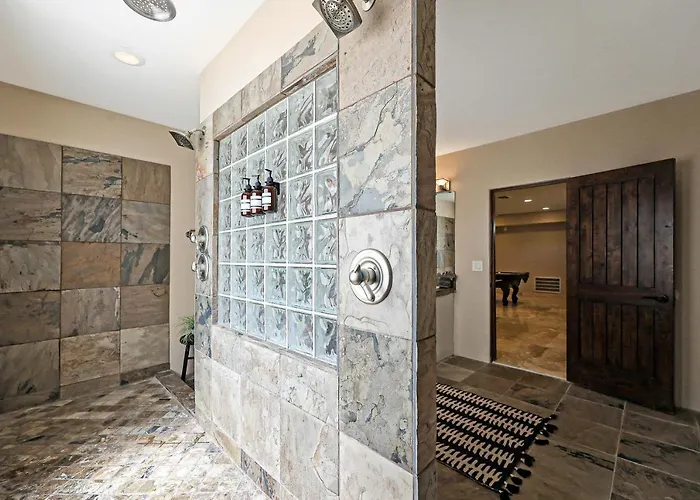 Villa Luxury Estate, Sleeps 24, Sonoran By Homestakes