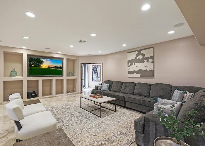 Villa Luxury Estate, Sleeps 24, Sonoran By Homestakes Scottsdale