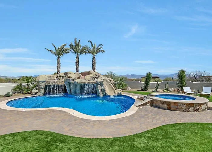 Villa Luxury Estate, Sleeps 24, Sonoran By Homestakes