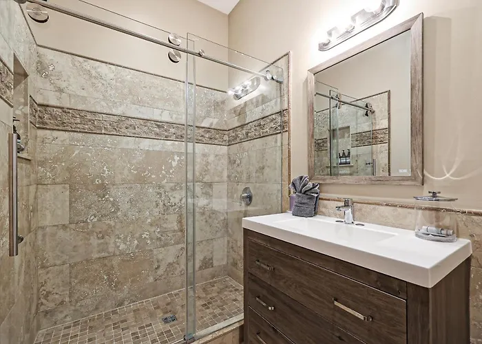 Luxury Estate, Sleeps 24, Sonoran By Homestakes