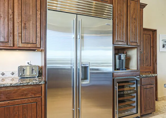 Luxury Estate, Sleeps 24, Sonoran By Homestakes Villa *