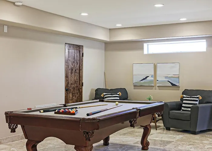 Luxury Estate, Sleeps 24, Sonoran By Homestakes Villa *