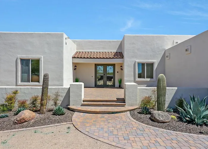 Luxury Estate, Sleeps 24, Sonoran By Homestakes Scottsdale